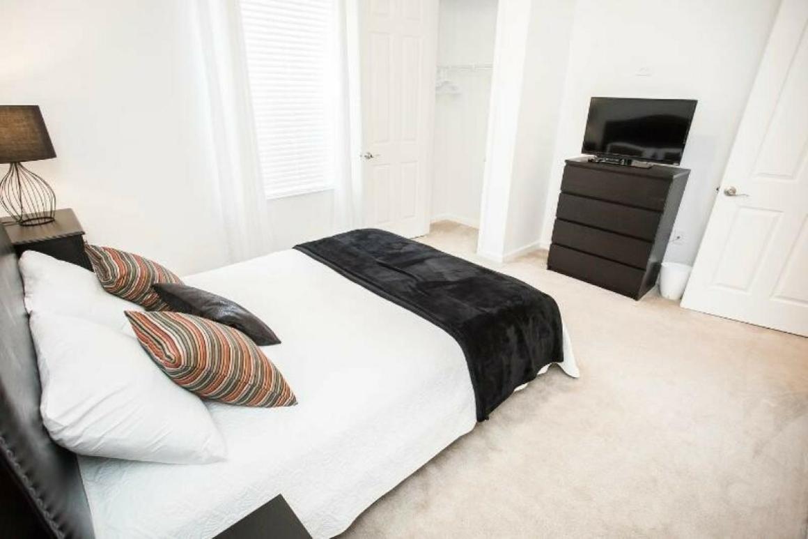 Modern Vacation Apartment With A Lake View At Vista Cay Resort Vc4816 올랜도 외부 사진