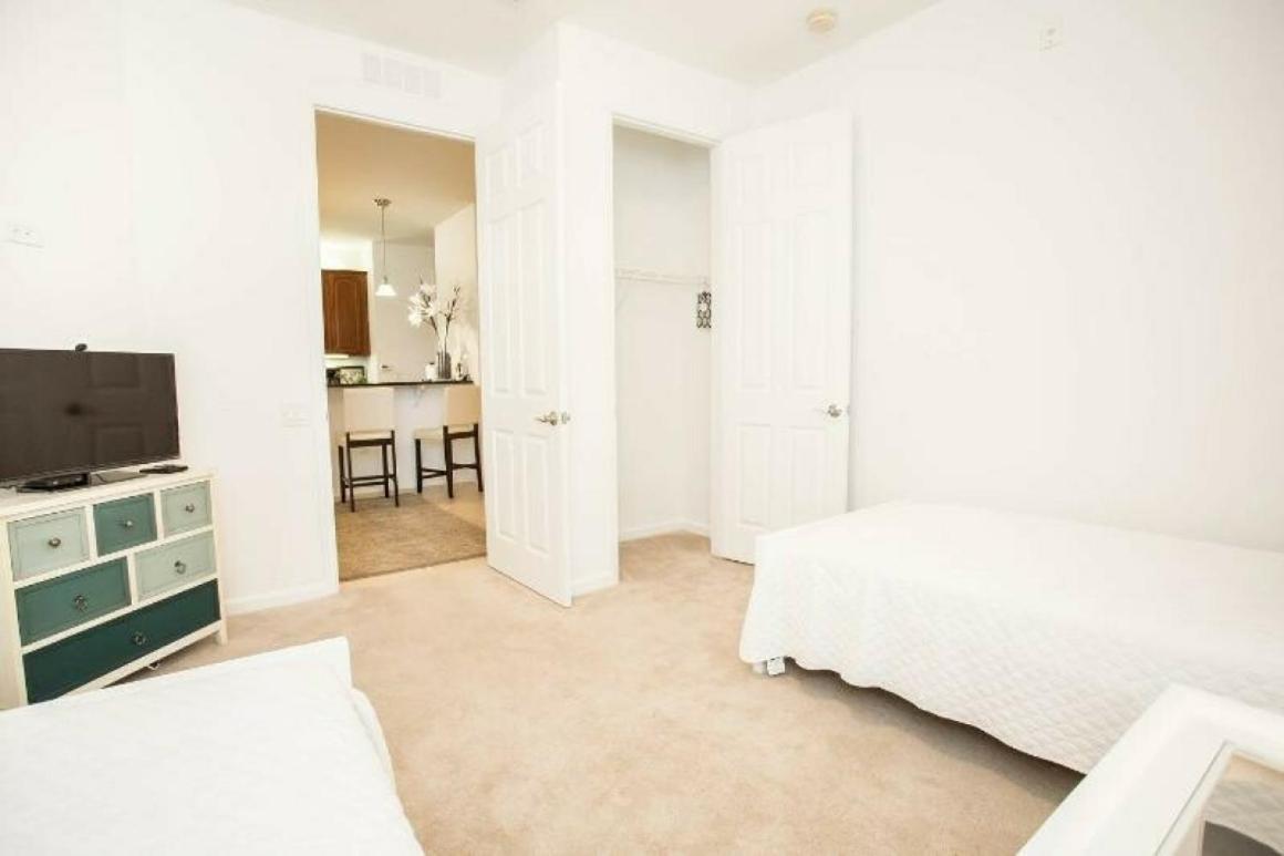 Modern Vacation Apartment With A Lake View At Vista Cay Resort Vc4816 올랜도 외부 사진